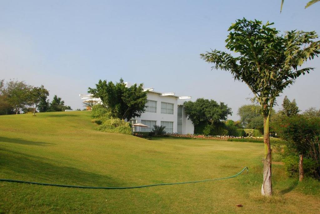 Aravli Vista Hotel คูร์เคาน์ ภายนอก รูปภาพ